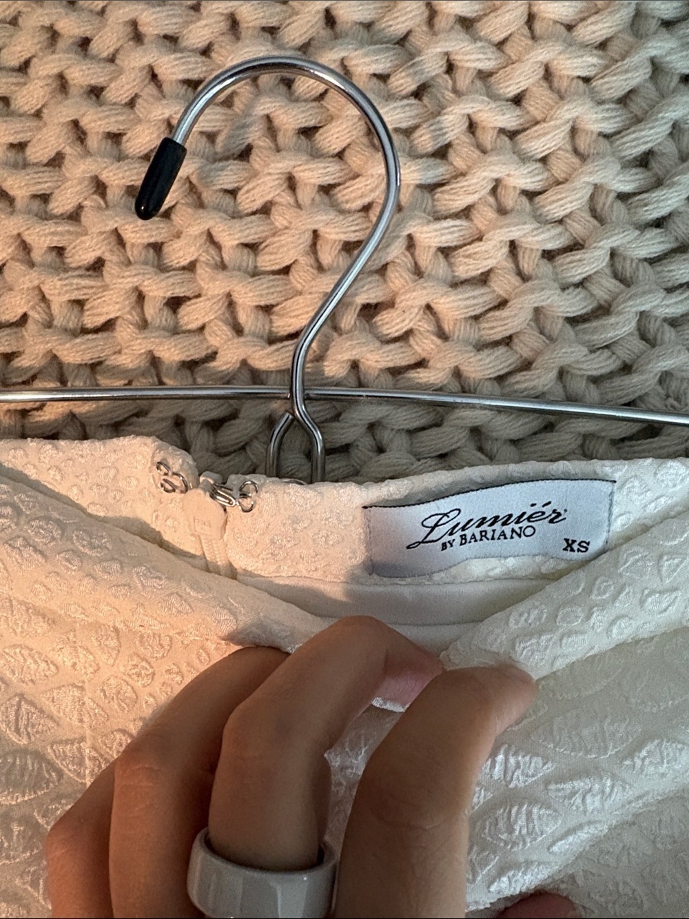 Lumiér by Bariano Women's White Textured High-Low Skirt XS - Picture 3 of 3